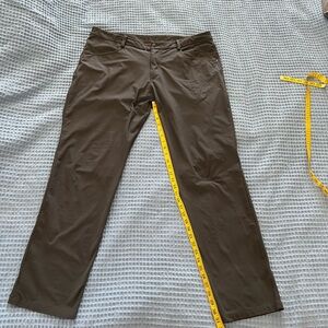 Lululemon Pants Size 40 Gray